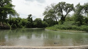 The real Gonzales today, fairly near the historical Texas camp (photo by orlando-ska via Panoramio)